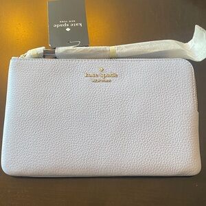 NWT Kate Spade Wristlet with/zipper